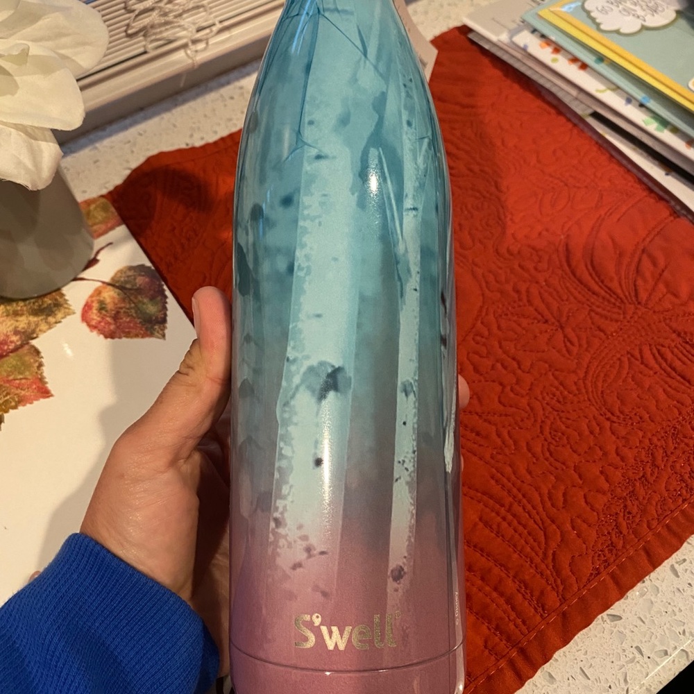 Disney frozen swell bottle